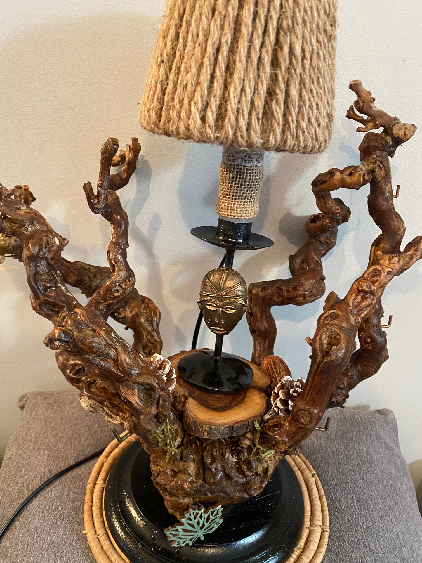 Lampe branches d arbres avec mise à prix à 119,00 euros