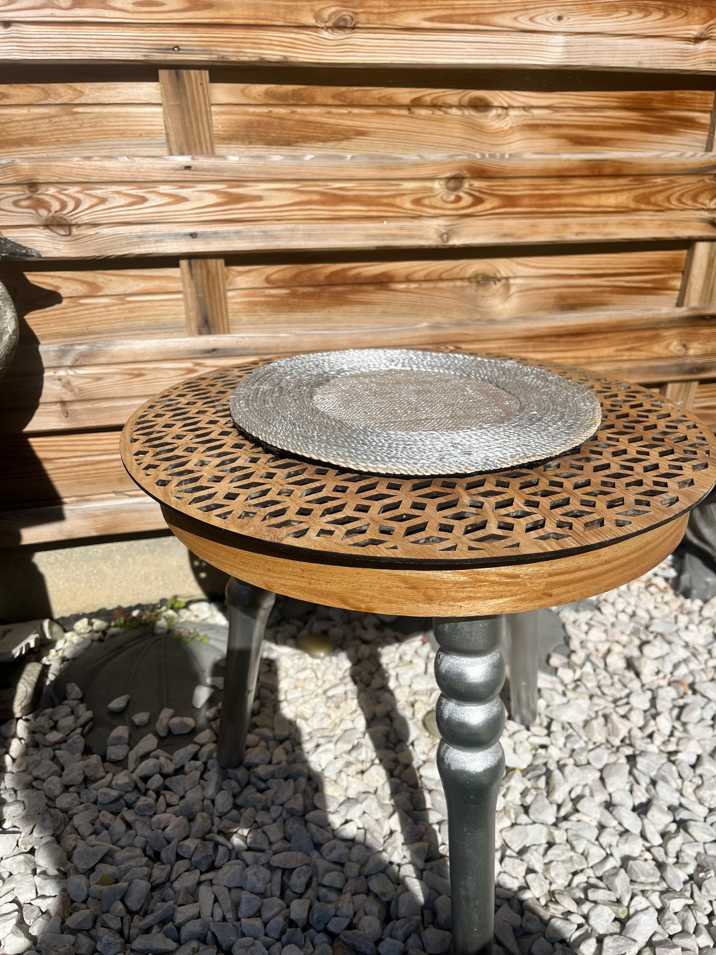 Bougeoir zen avec plateau à pieds