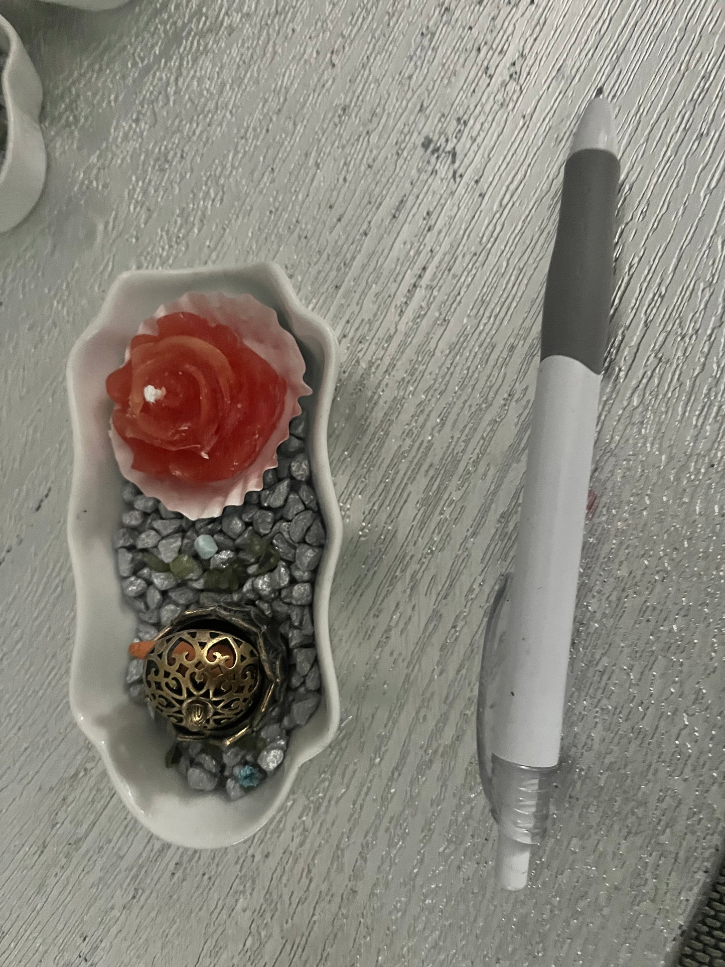 Bougie / coupelle ondulée blanche