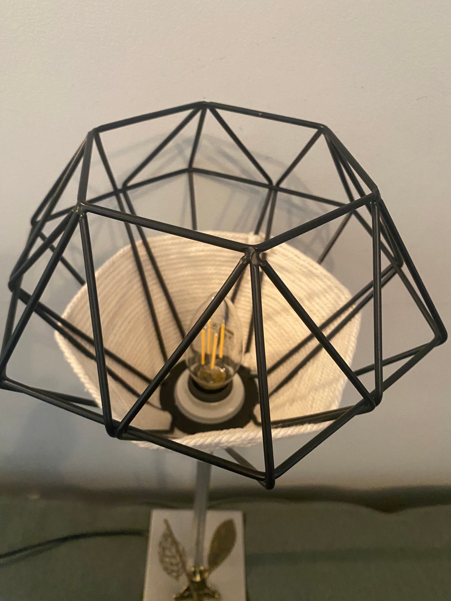 Lampe nature et zen avec mise à prix à 79,00 euros