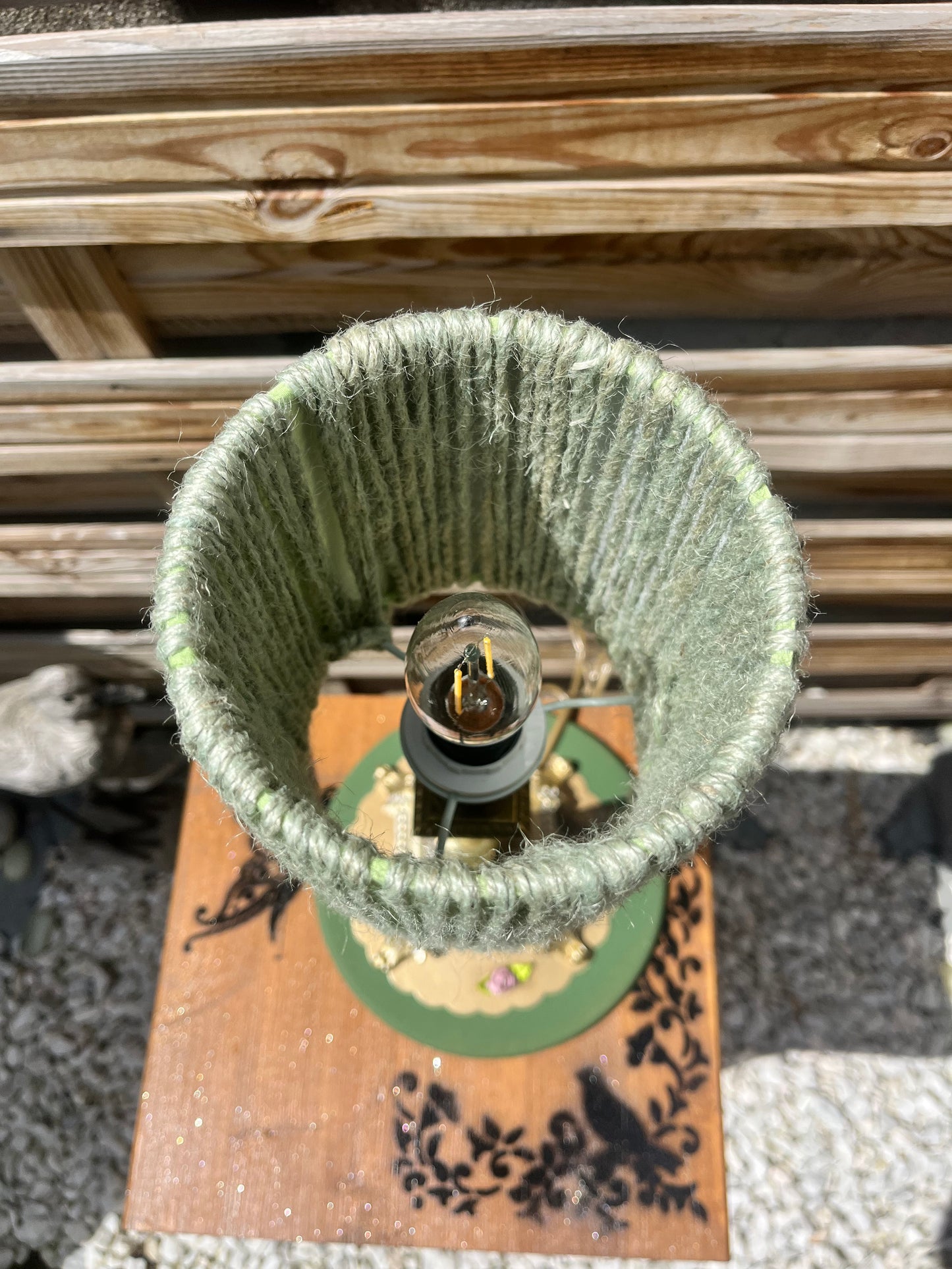Lampe élégante en bronze et onyx vert