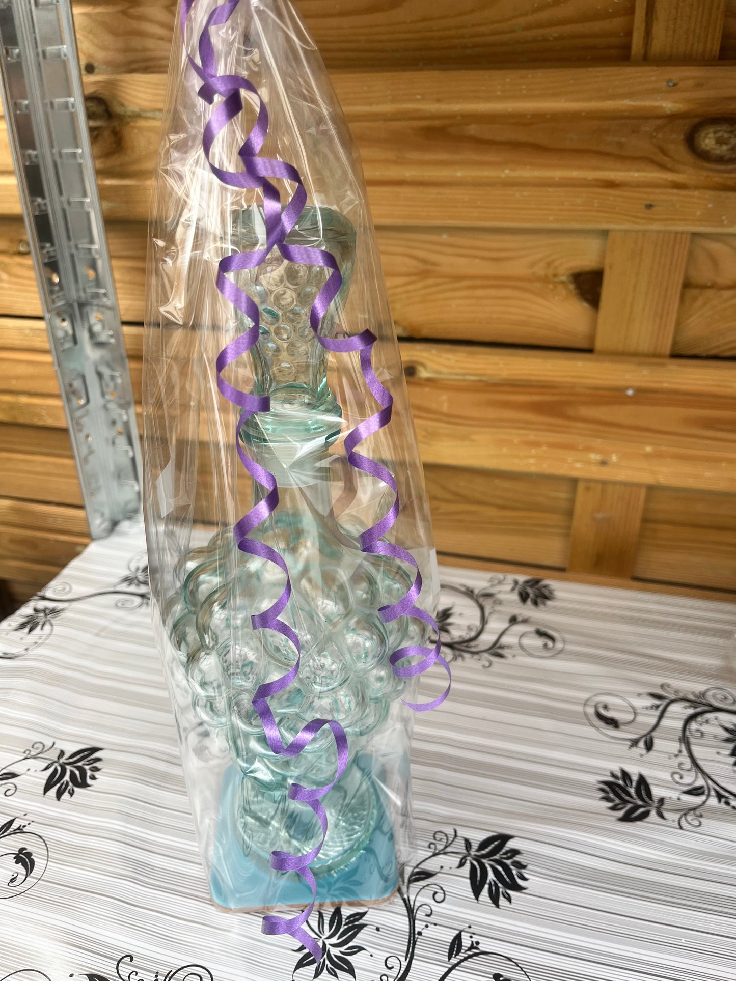 Carafe en forme de grappes de raisin