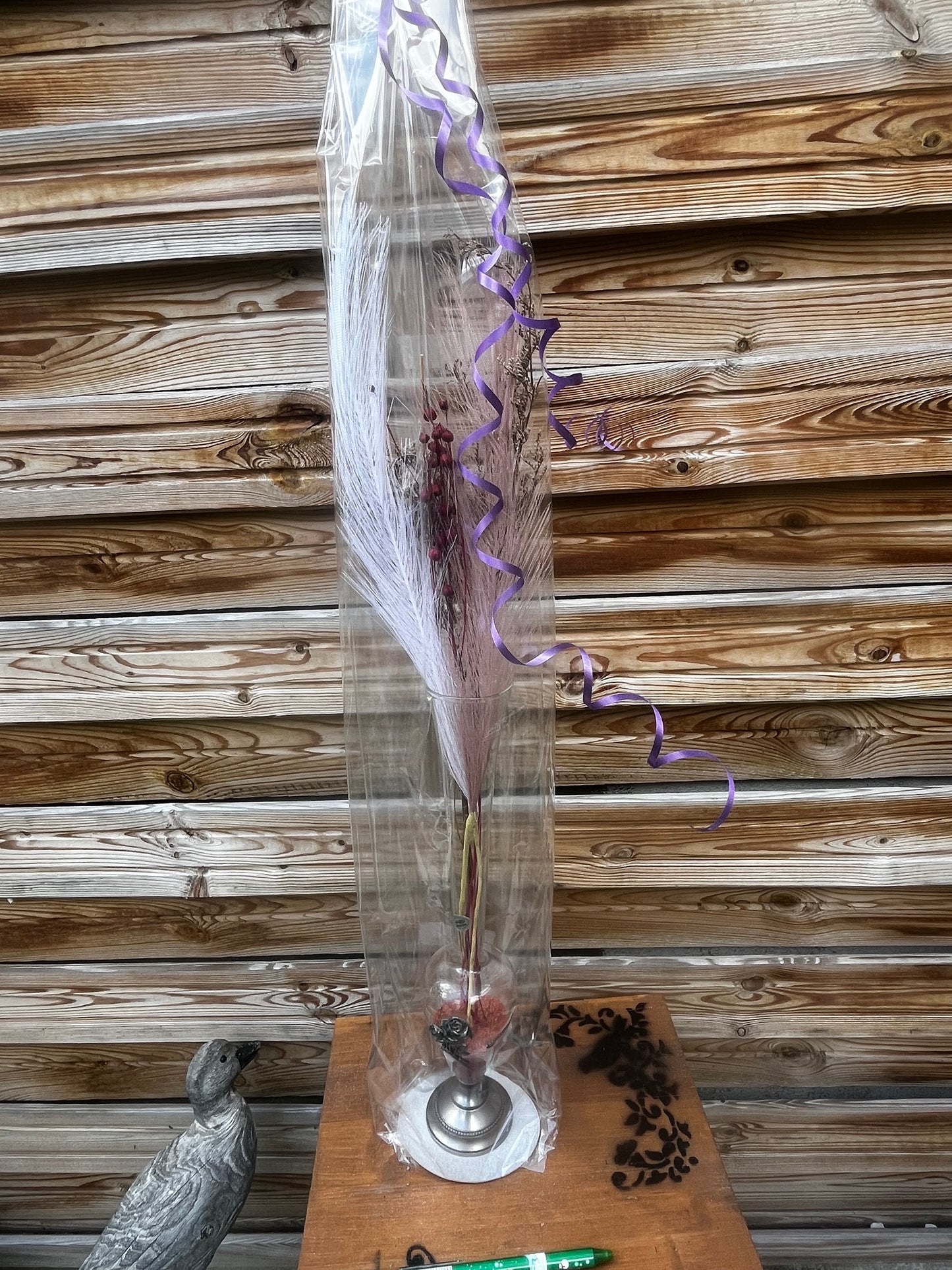 Vase en verre et étain