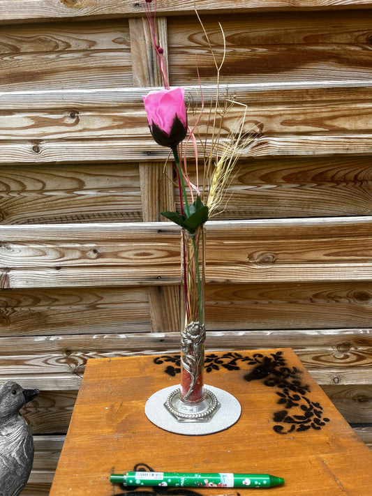 Vase fin en verre et étain