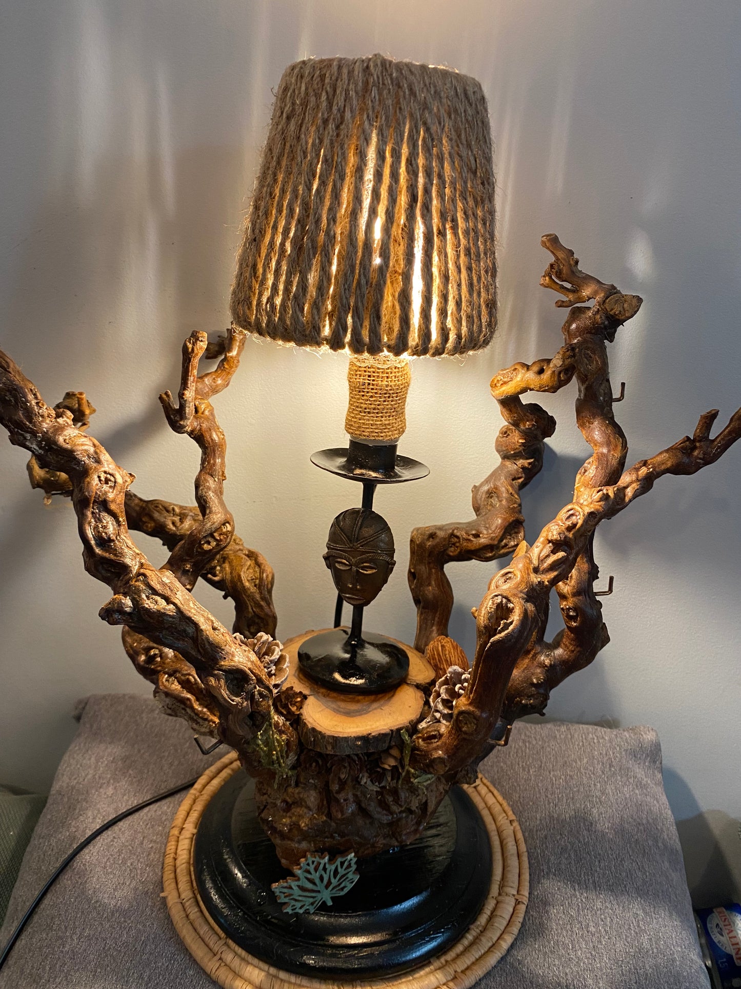 Lampe branches d arbres avec mise à prix à 119,00 euros