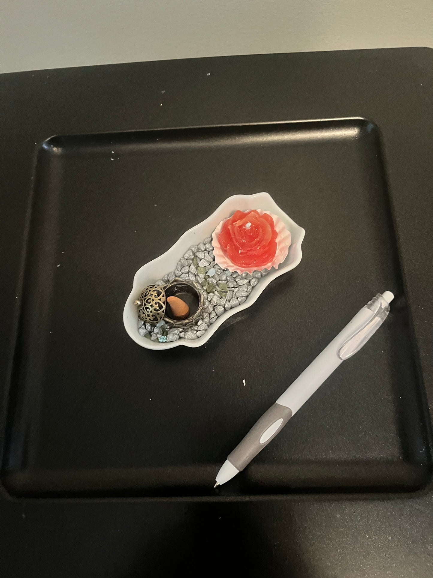 Bougie / coupelle ondulée blanche