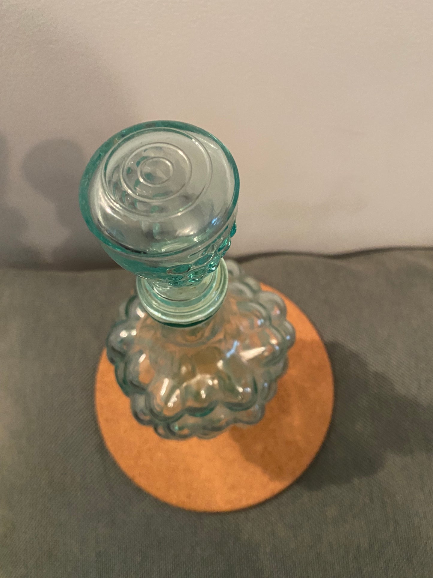 Carafe en forme de grappes de raisin
