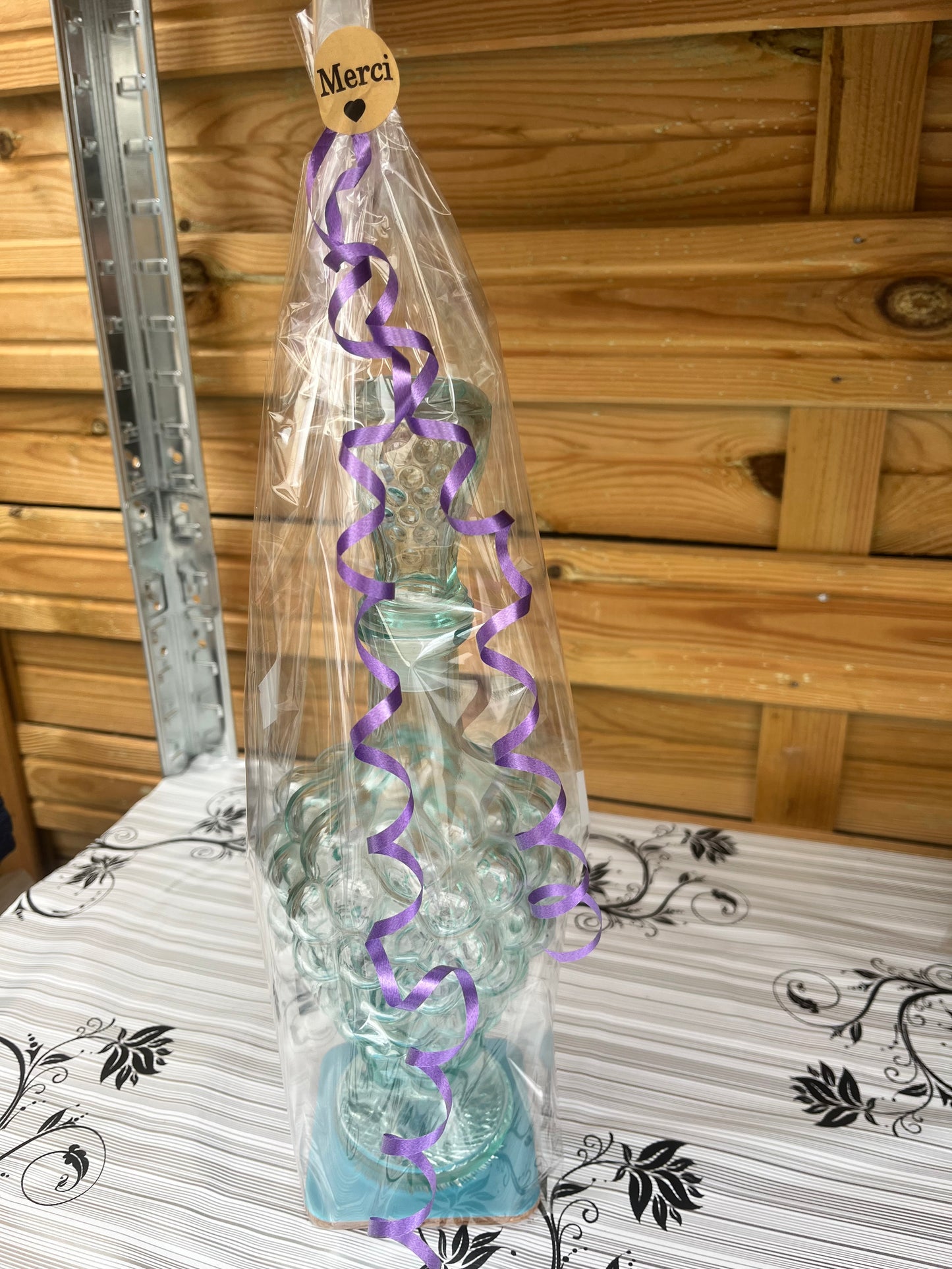 Carafe en forme de grappes de raisin