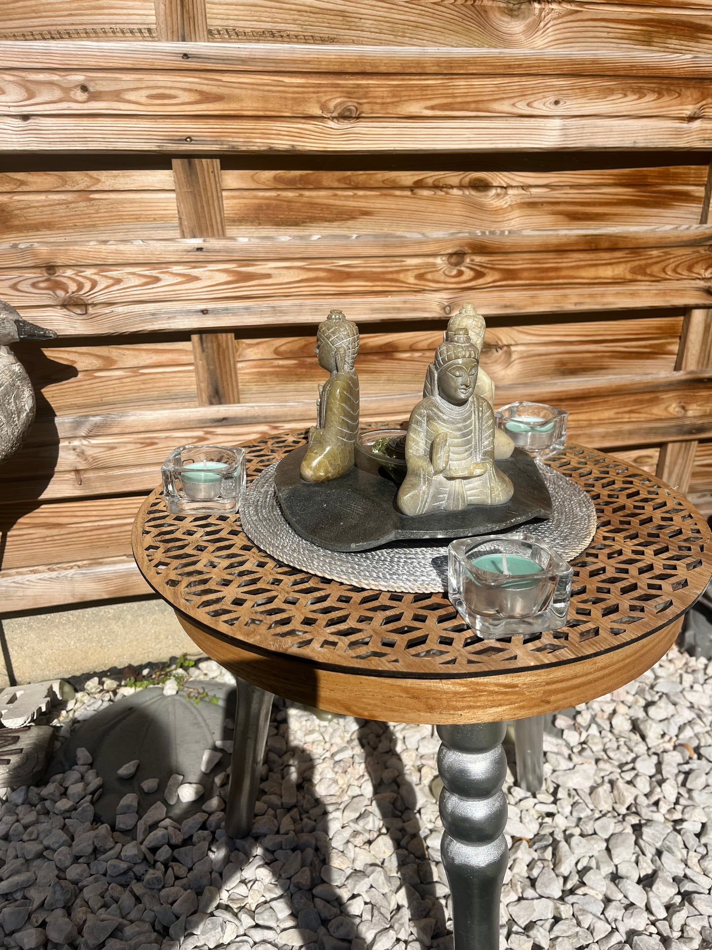 Bougeoir zen avec plateau à pieds
