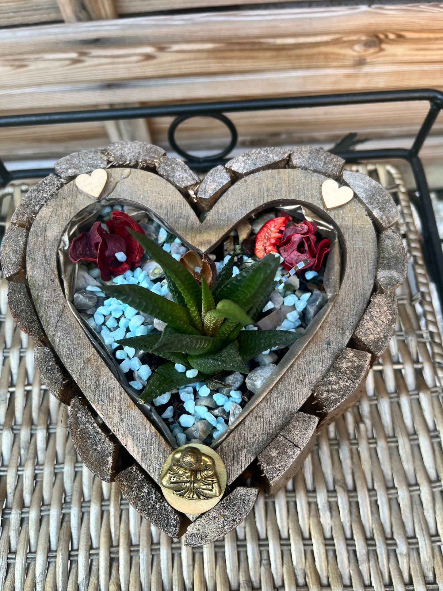 Pot cœur avec fleur cactus