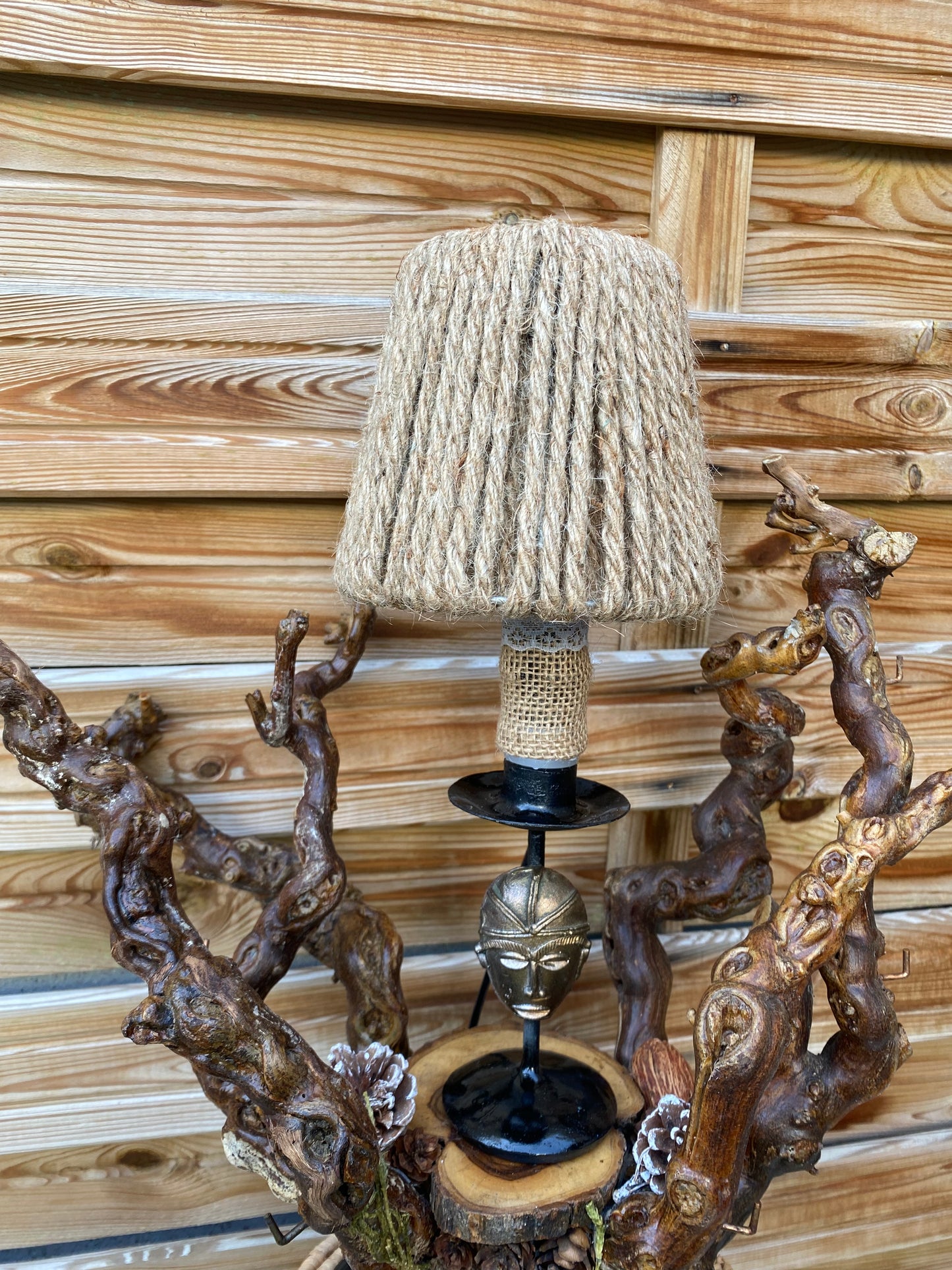 Lampe branches d arbres avec mise à prix à 119,00 euros