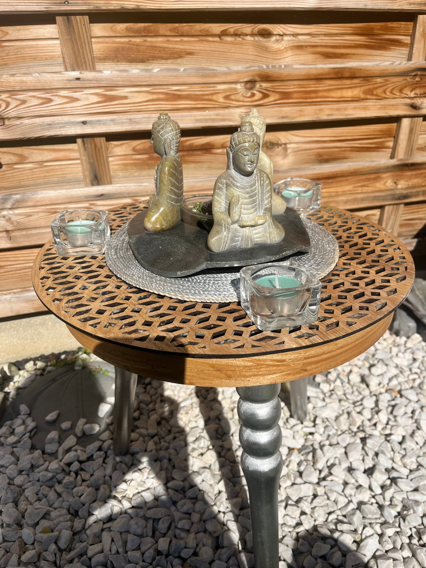 Bougeoir zen avec plateau à pieds