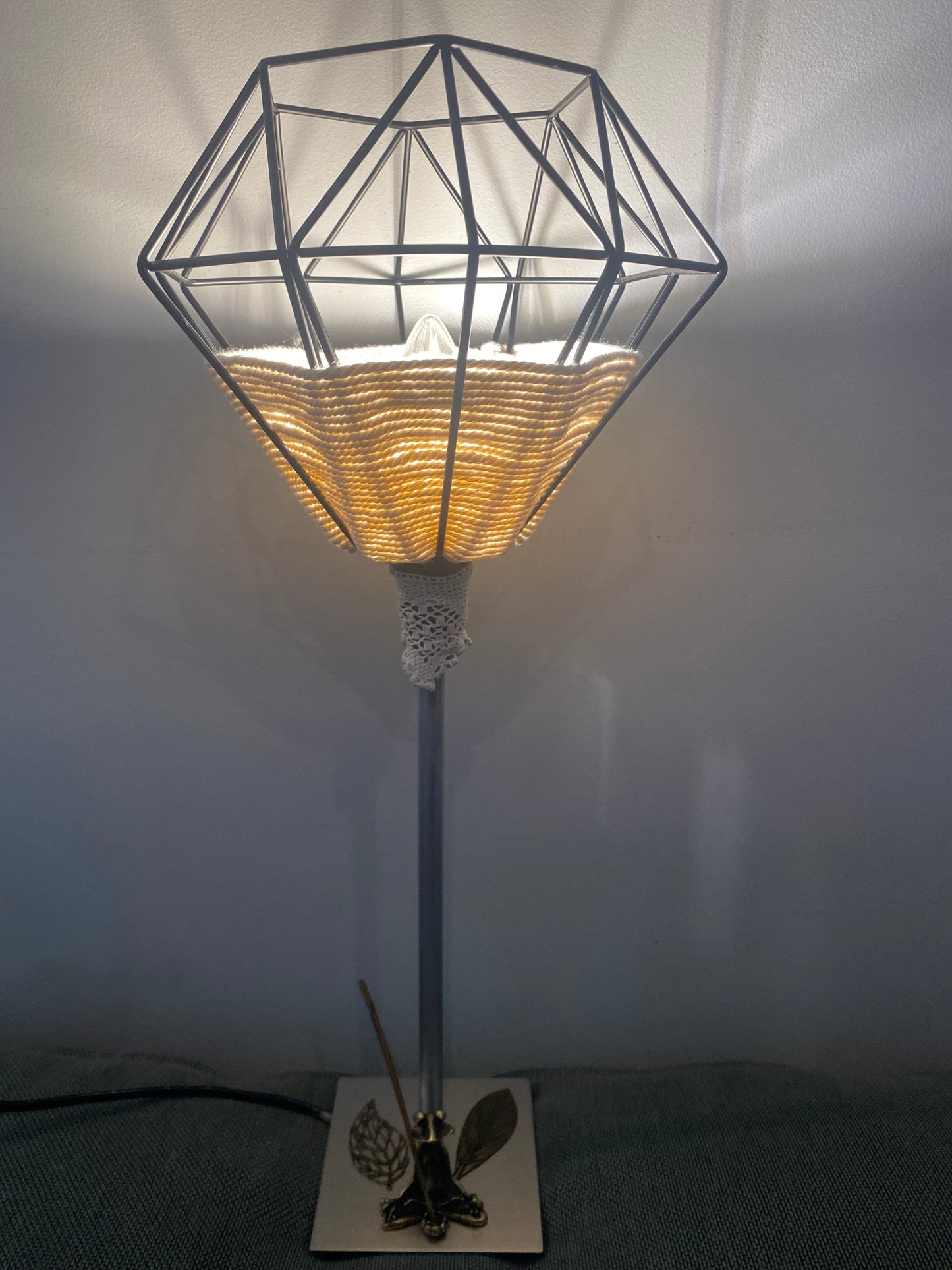 Lampe nature et zen avec mise à prix à 79,00 euros