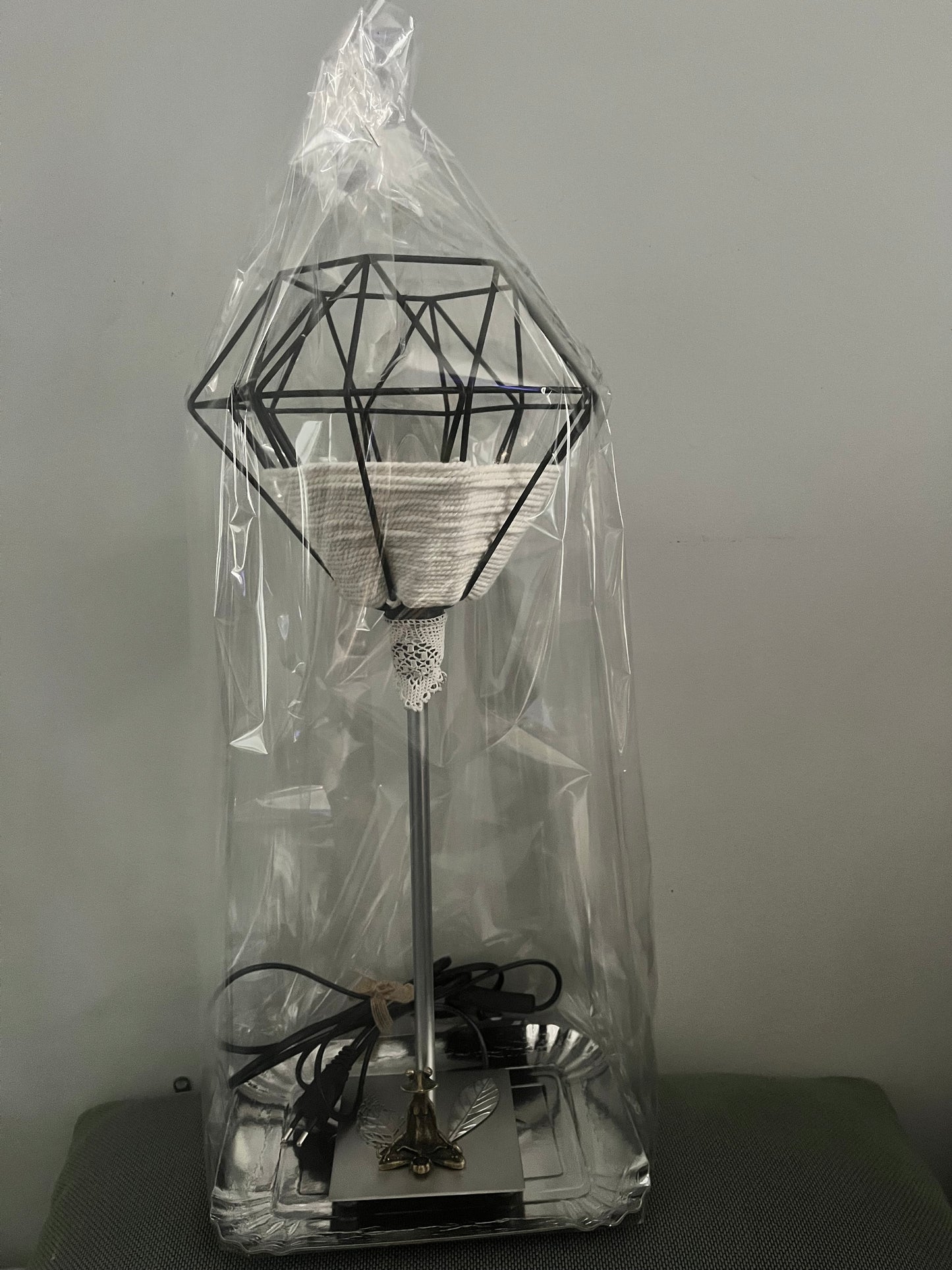 Lampe nature et zen avec mise à prix à 79,00 euros