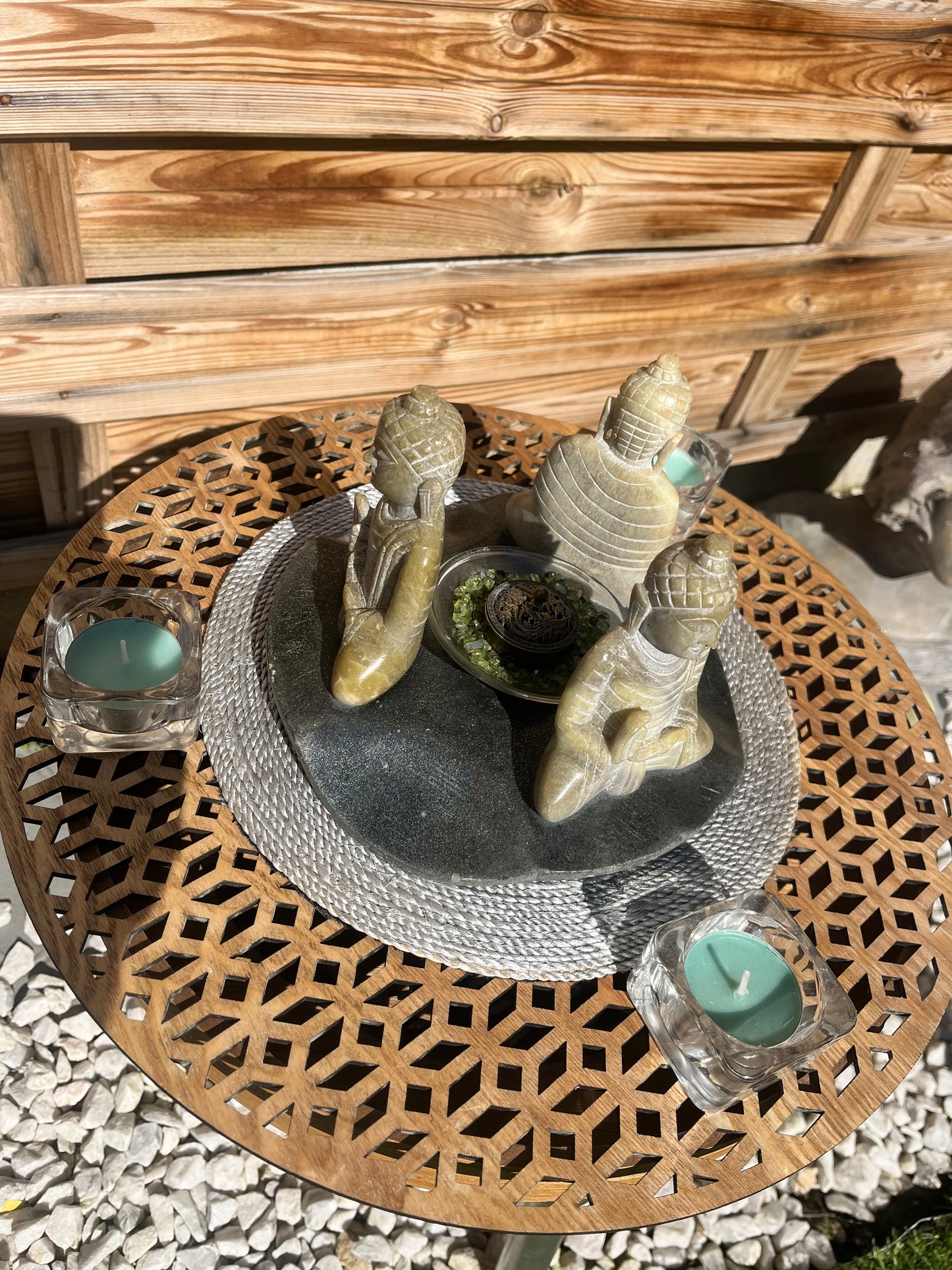 Bougeoir zen avec plateau à pieds