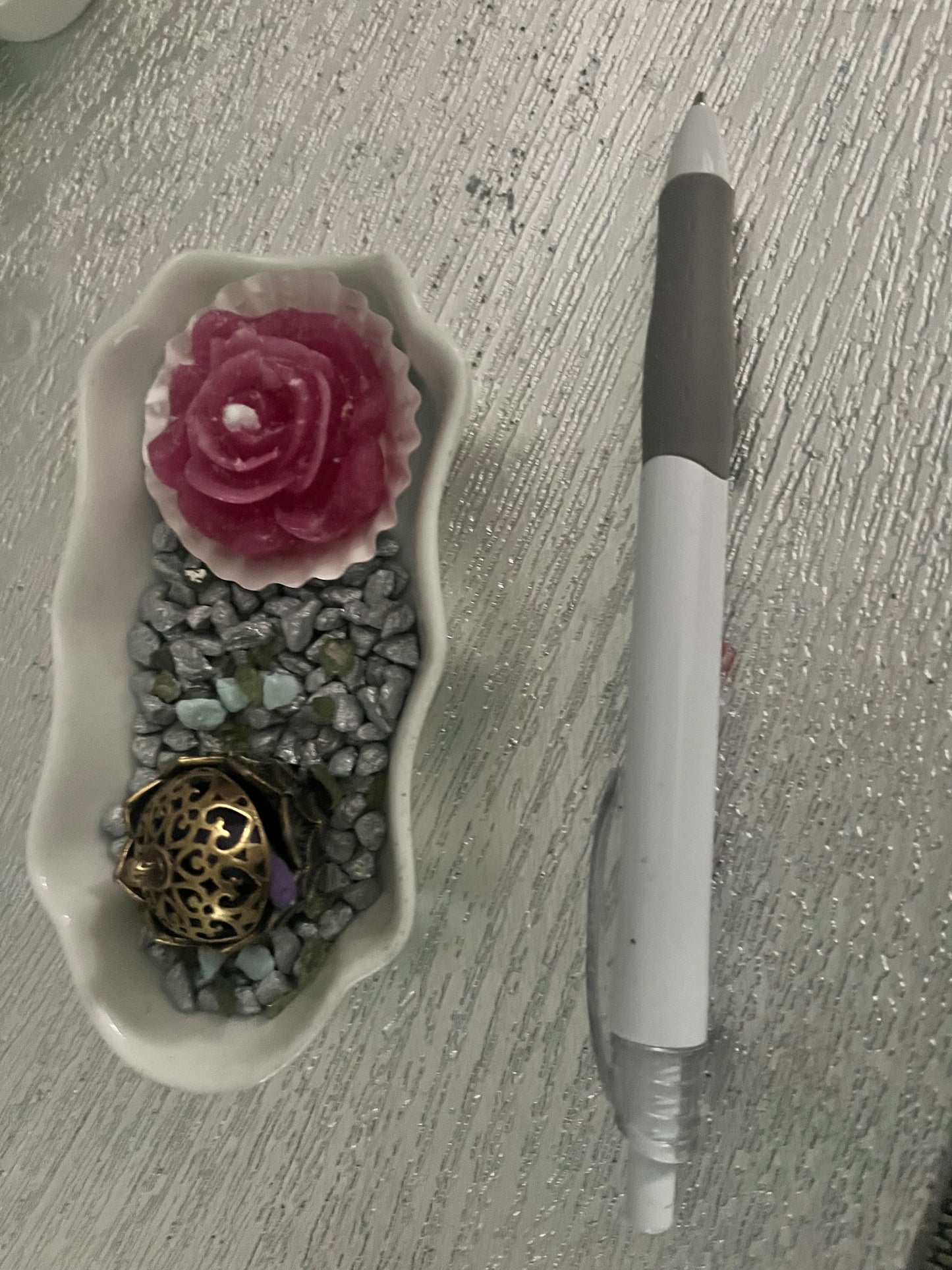 Bougie / coupelle ondulée blanche