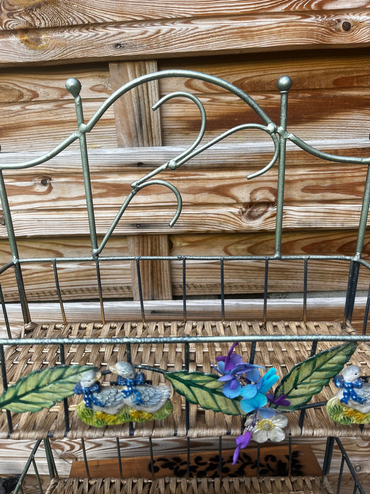 Étagère double panier avec déco canards