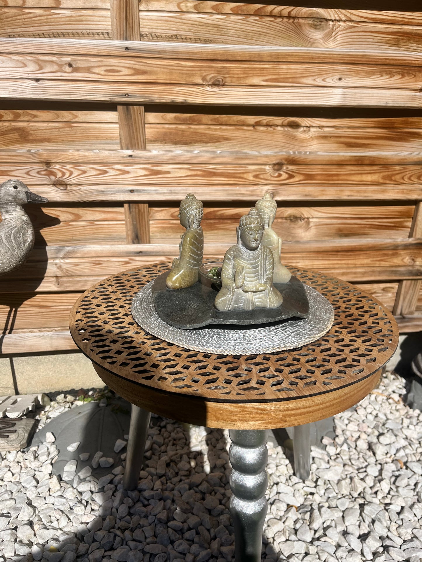 Bougeoir zen avec plateau à pieds