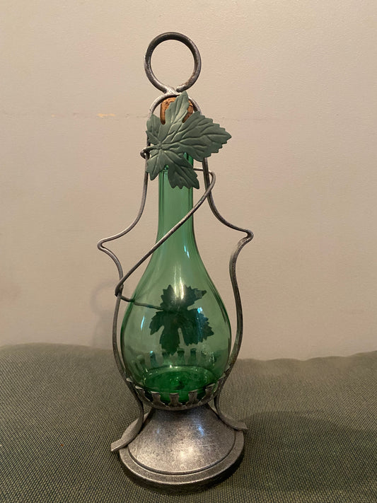 Porte carafe en forme de lanterne avec mise à prix à 79,00 euros