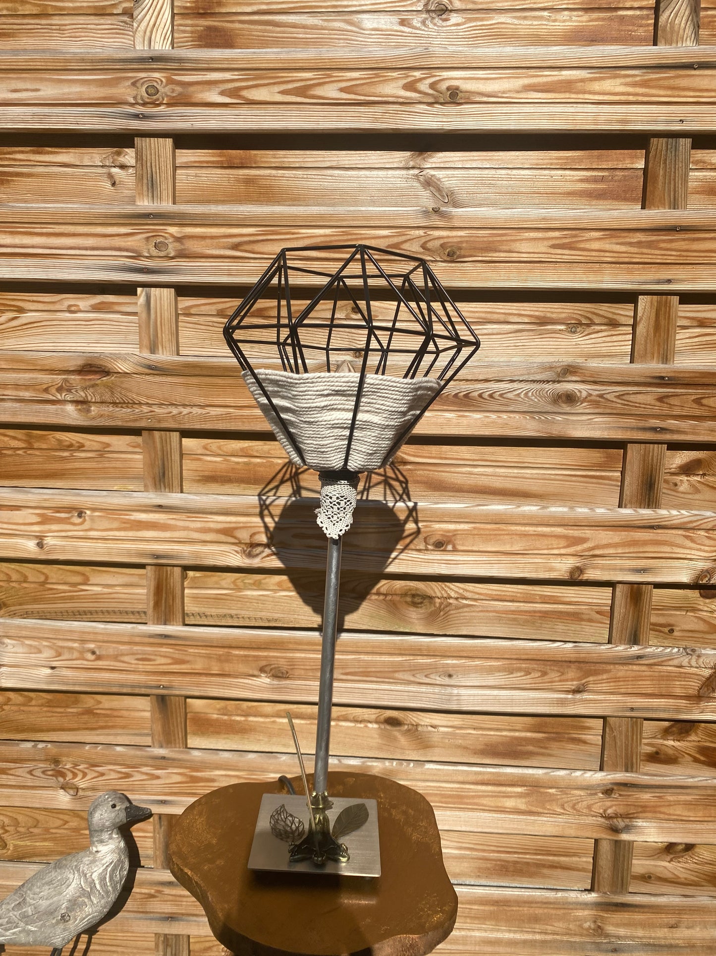 Lampe nature et zen avec mise à prix à 79,00 euros