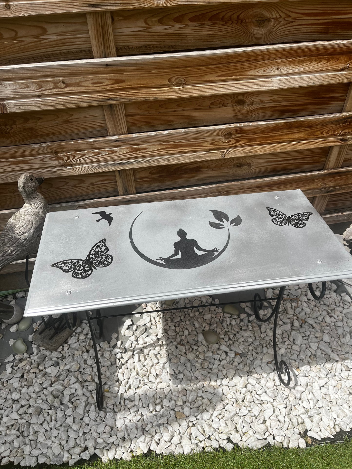 Table mini grise et fer forgé