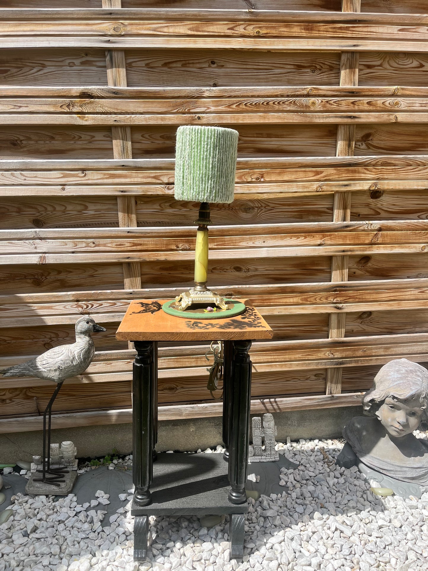 Lampe élégante en bronze et onyx vert