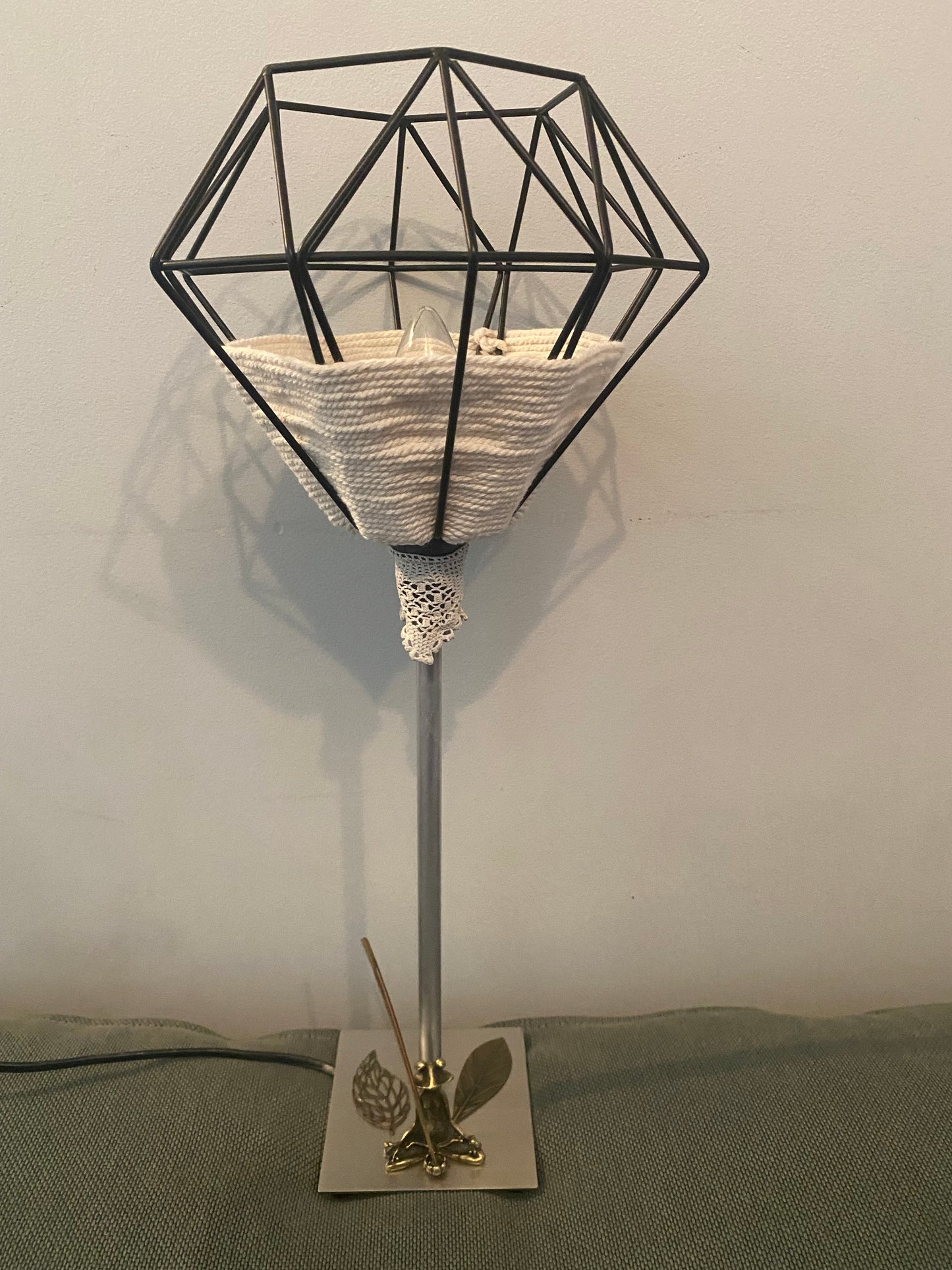 Lampe nature et zen avec mise à prix à 79,00 euros