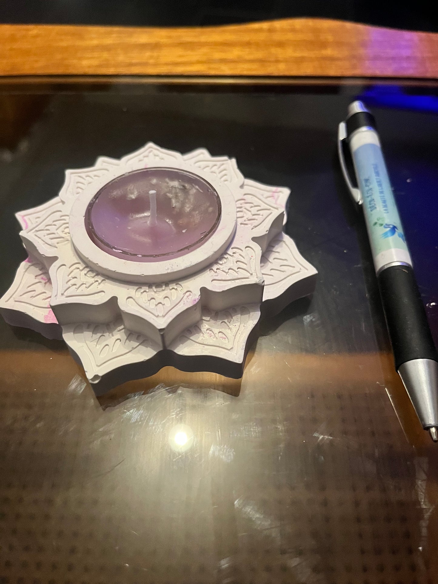 Bougie / fleur de lotus en plâtre