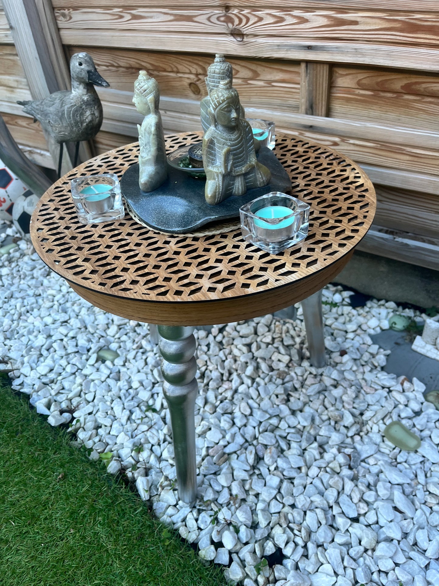 Bougeoir zen avec plateau à pieds