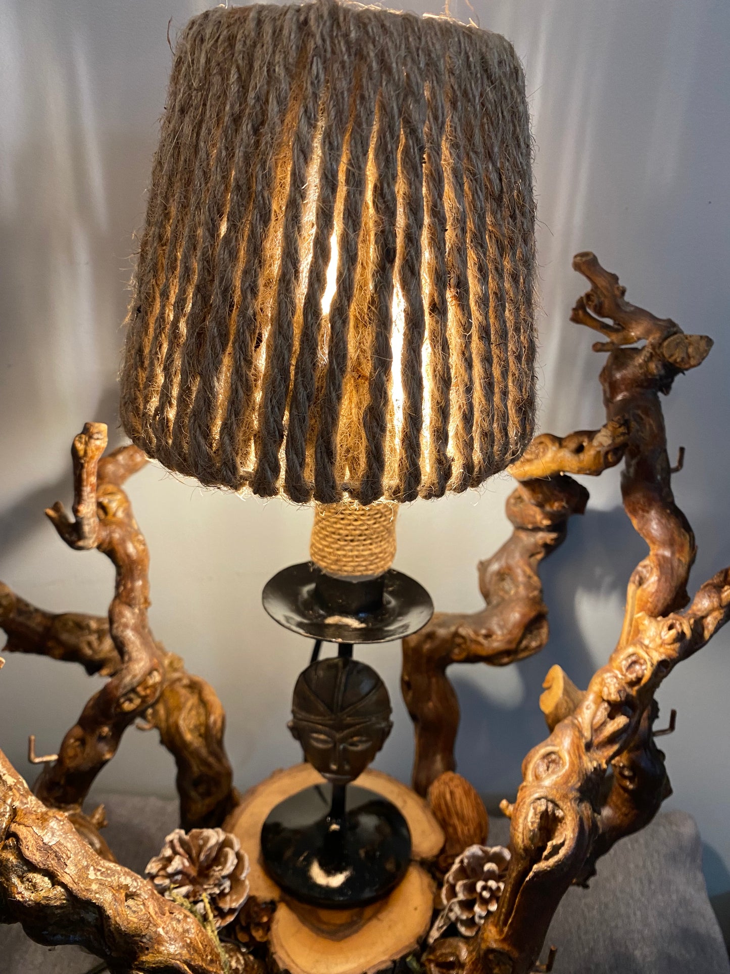 Lampe branches d arbres avec mise à prix à 119,00 euros