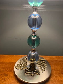 Lampe boules zen avec mise à prix à 89,00 euros