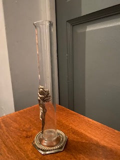 Vase fin en verre et étain