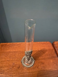 Vase fin en verre et étain