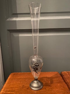 Vase en verre et étain