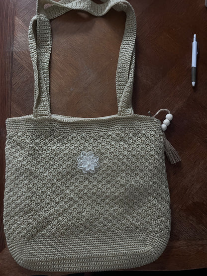 Sac beige avec déco fleurs