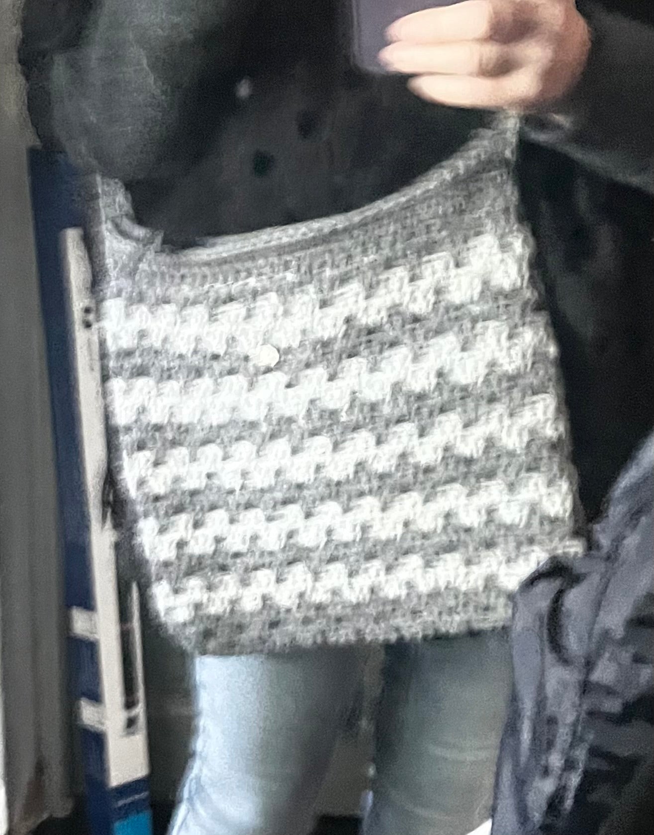 Sac gris foncé et gris clair