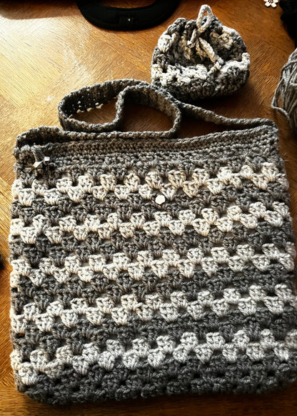 Sac gris foncé et gris clair