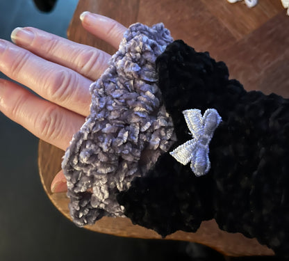 Bonnet et mitaines noires et grises
