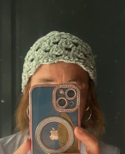 Bonnets en maille dentelle