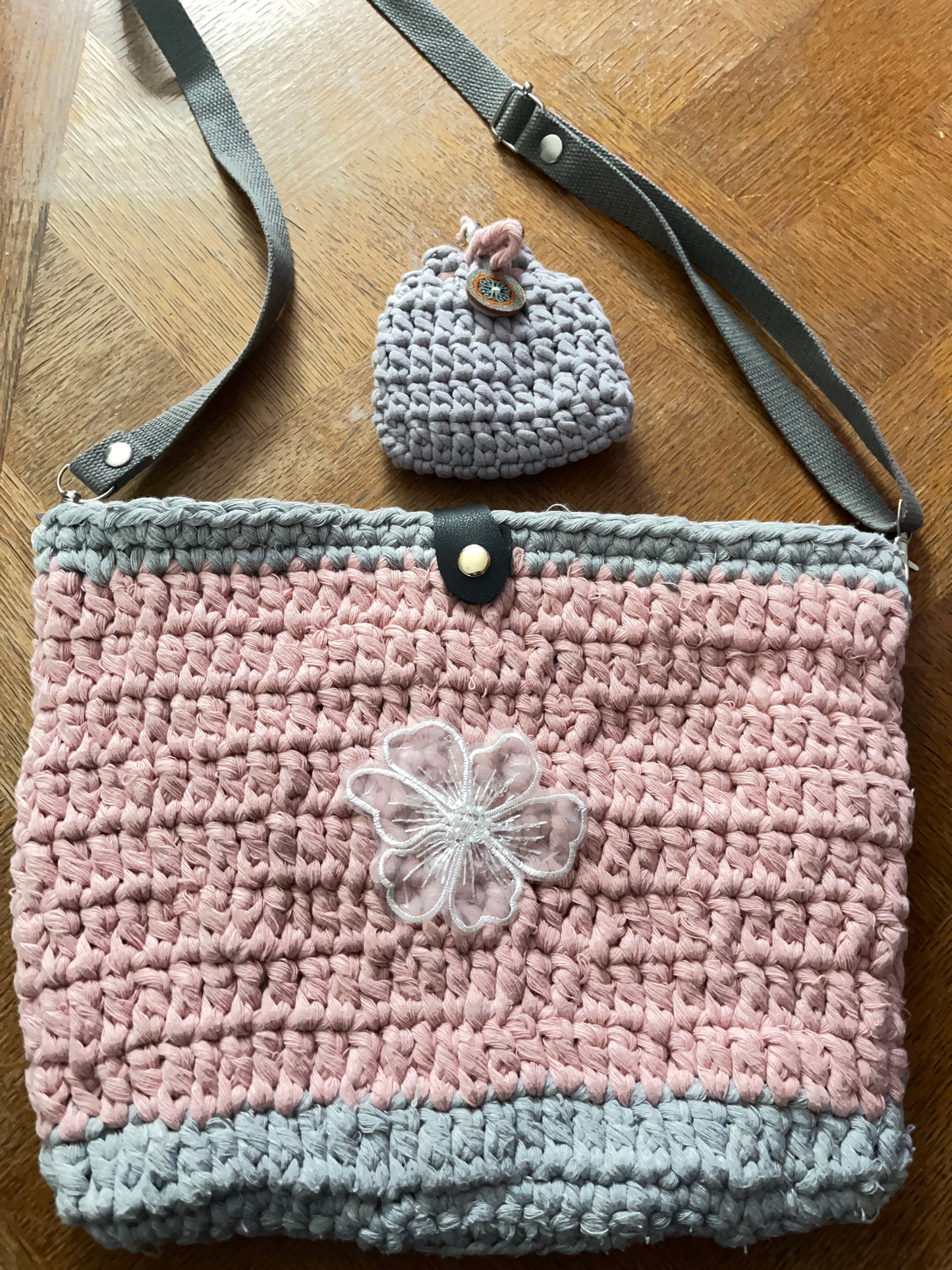Sac rose et gris