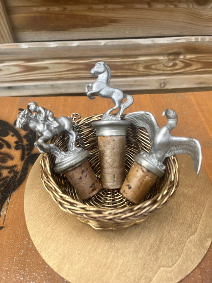 lot de 3 bouchons de liège, décorés en étain ou laiton