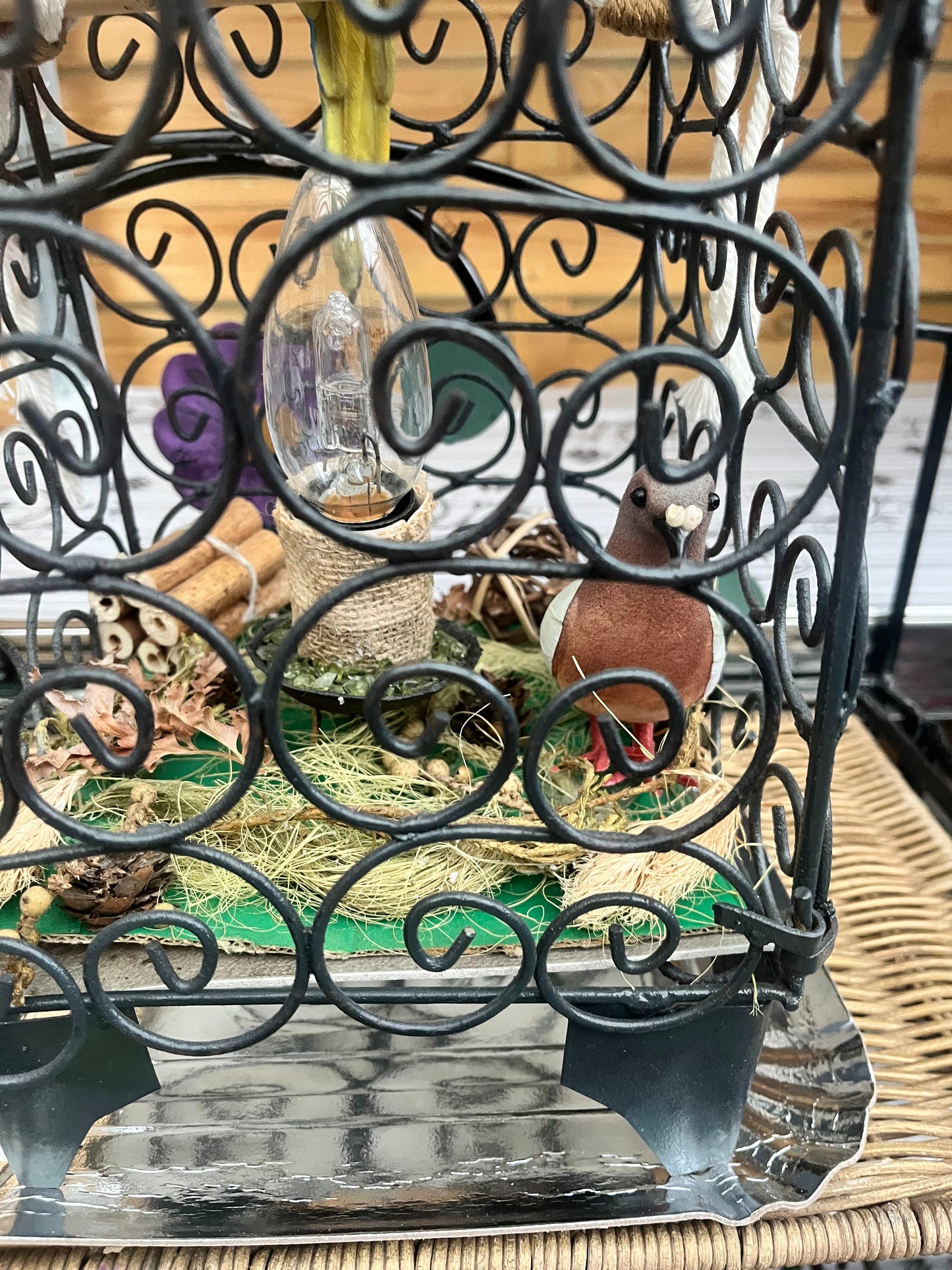 Lampe cage à oiseau avec mise à prix à 69,00 euros