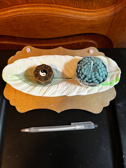 Bougie fleurs /feuille en plâtre