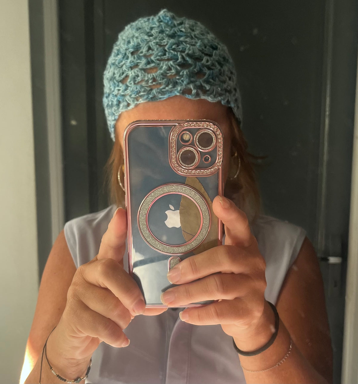 Bonnets en maille dentelle