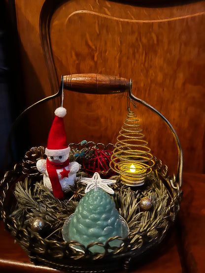 Centre de table dans un panier