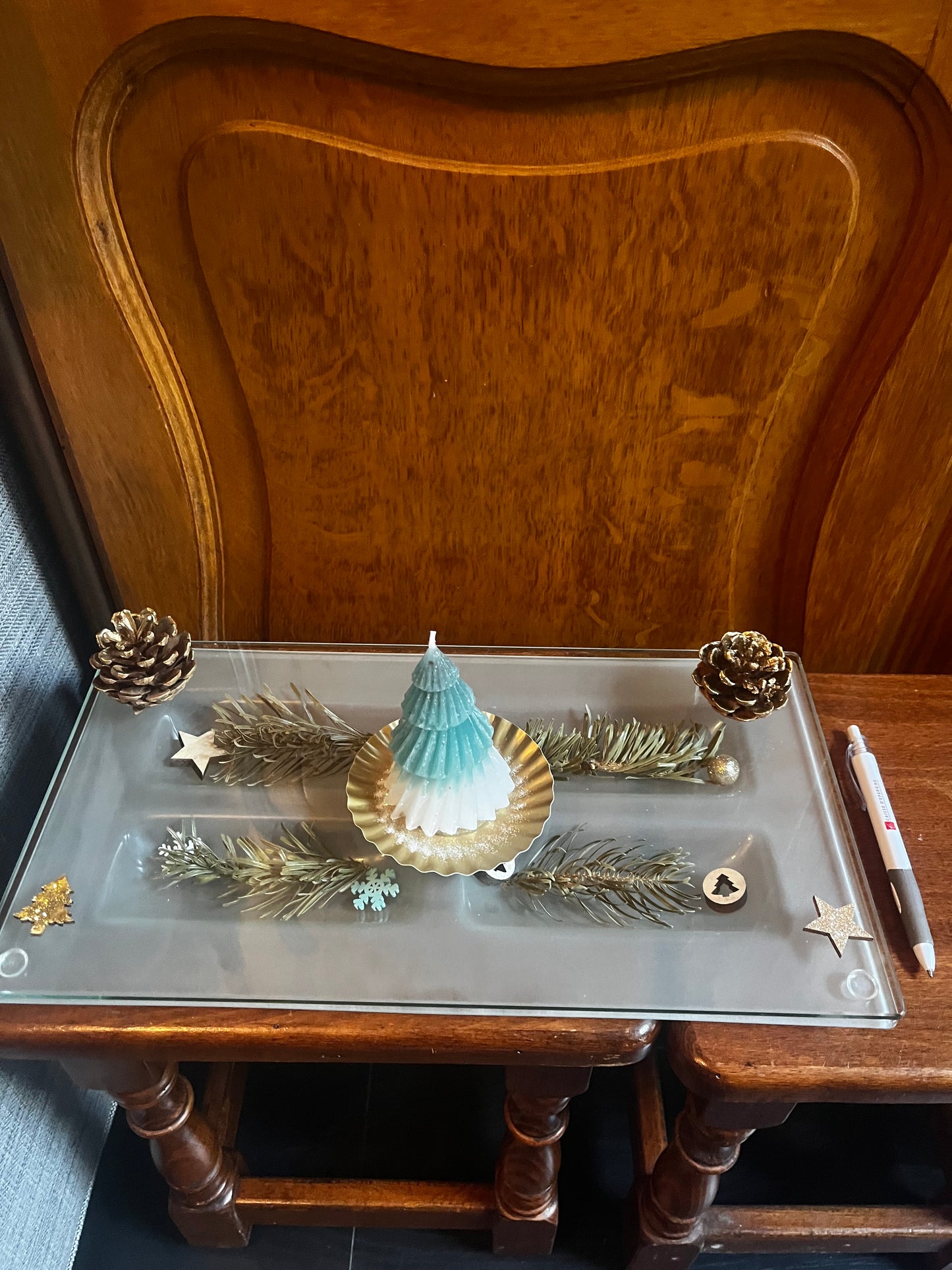 Centre de table avec bougie sapin pour les fêtes de fin d année