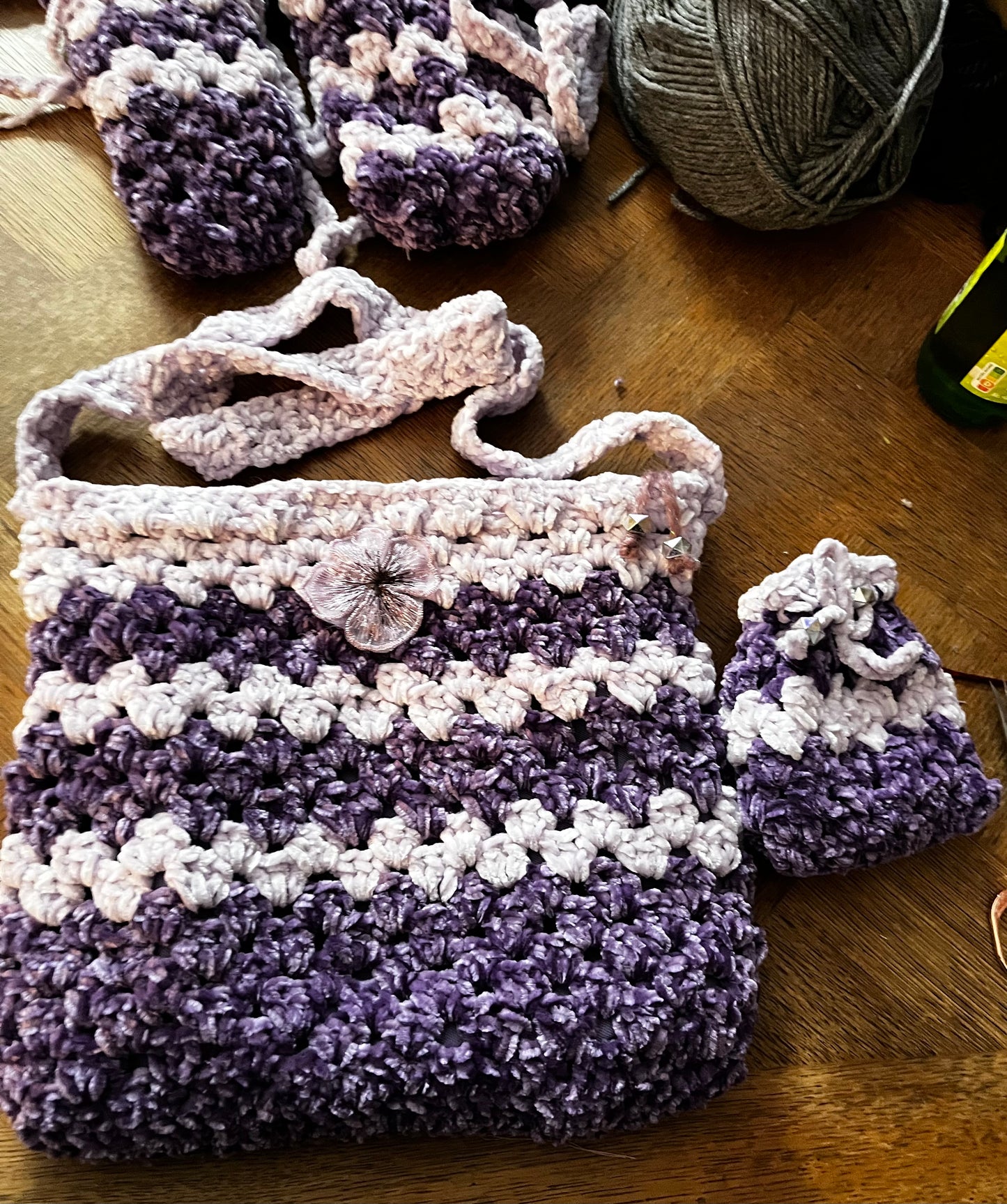 Sac violet et rose