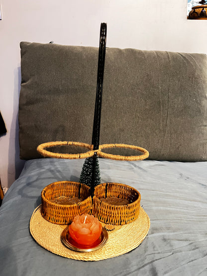 Porte bouteille en acier et osier