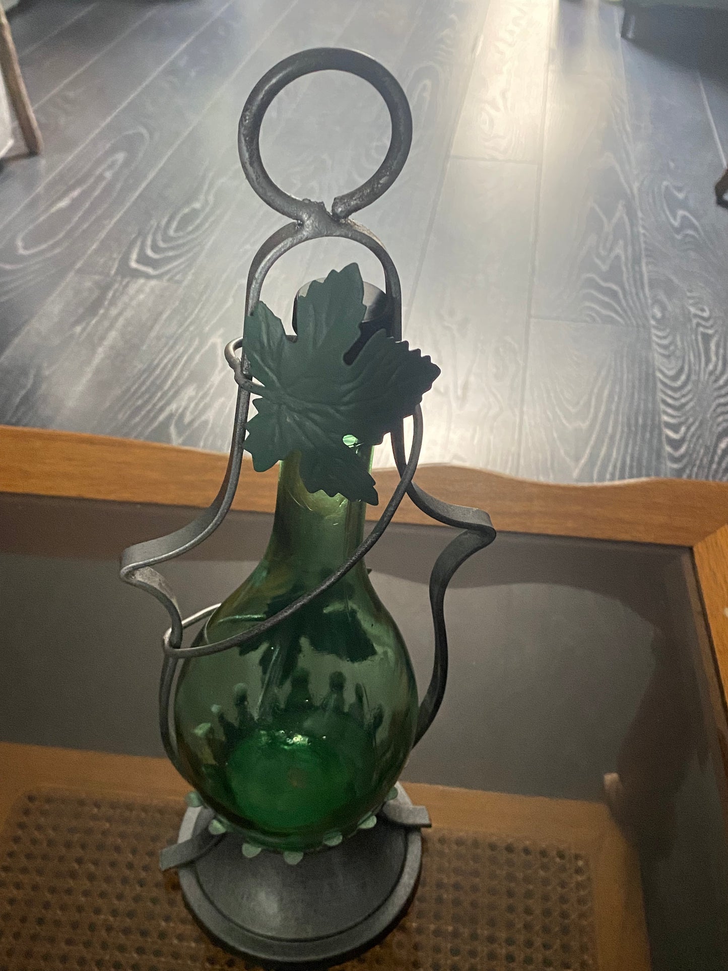 Porte carafe en forme de lanterne avec mise à prix à 59,00 euros