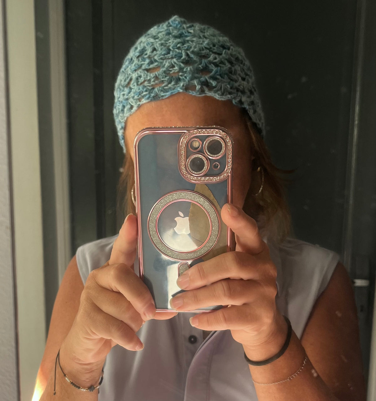 Bonnets en maille dentelle